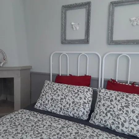 Santo Stefano Holiday 아파트호텔 모노폴리