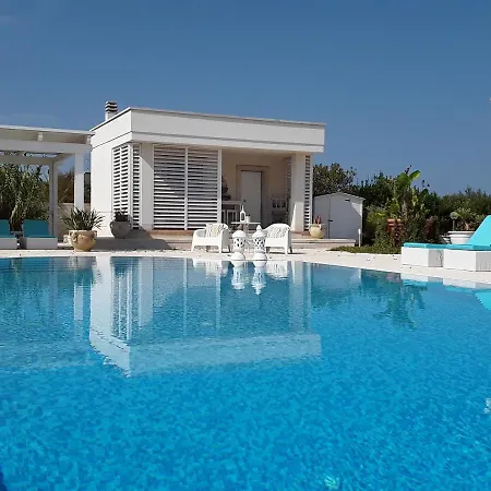 Santo Stefano Holiday 아파트호텔 모노폴리