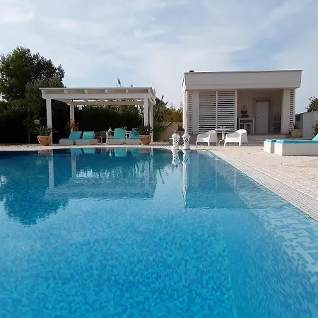 Santo Stefano Holiday 아파트호텔